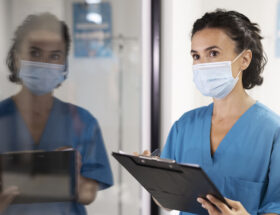 Sjuksköterska på vårdcentral